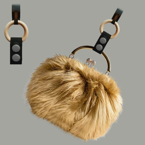 Wood Wink – A flirty wink to earthy, natural fashion
